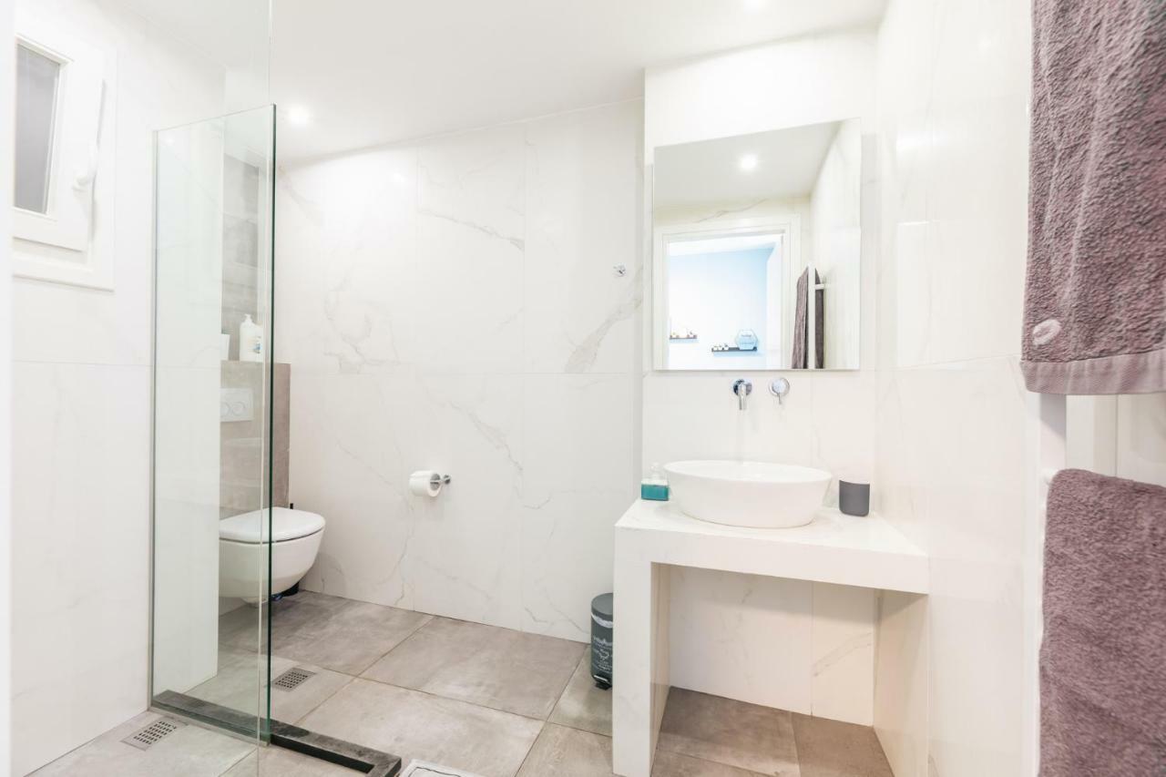 Modern White Tower Apartment Thessaloníki Ngoại thất bức ảnh