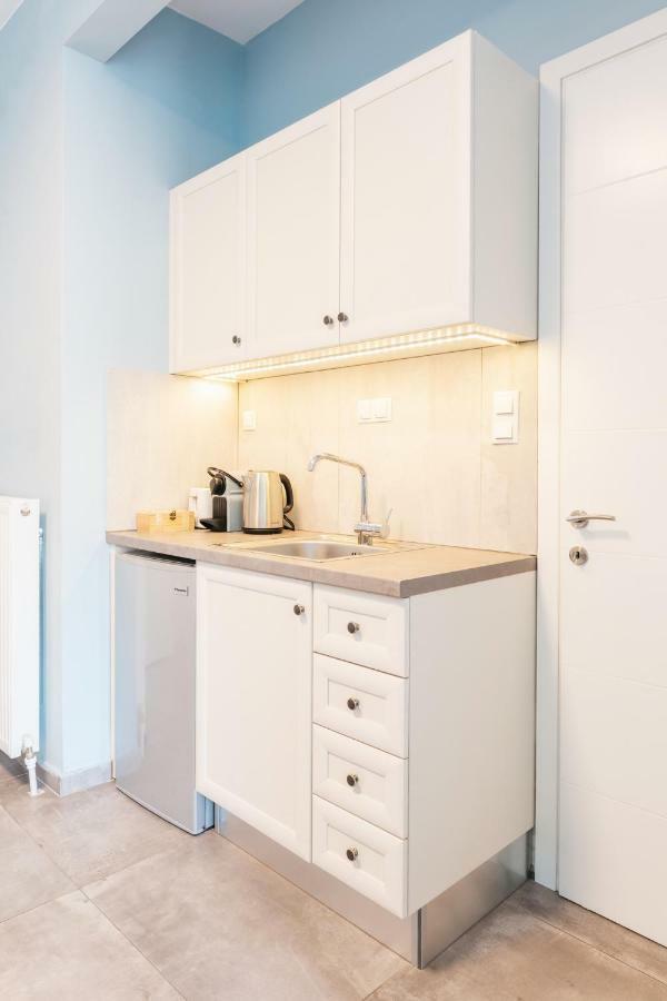 Modern White Tower Apartment Thessaloníki Ngoại thất bức ảnh